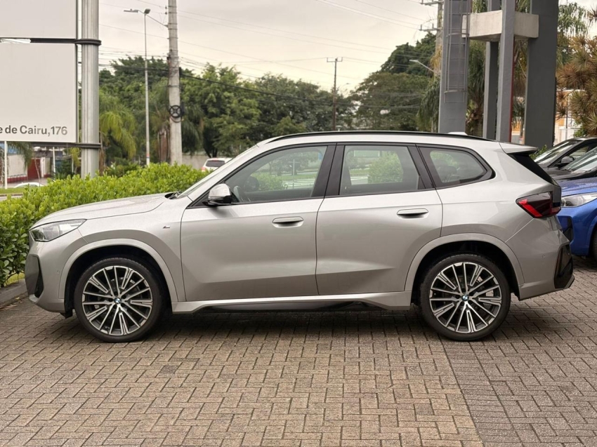BMW-X1-2.0 16V TURBO GASOLINA SDRIVE20I M SPORT STEPTRONIC