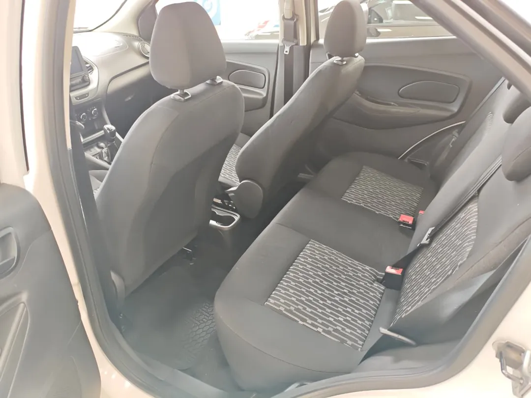 ford ka ka 1.5 sedan se plus 12v flex 4p mec.