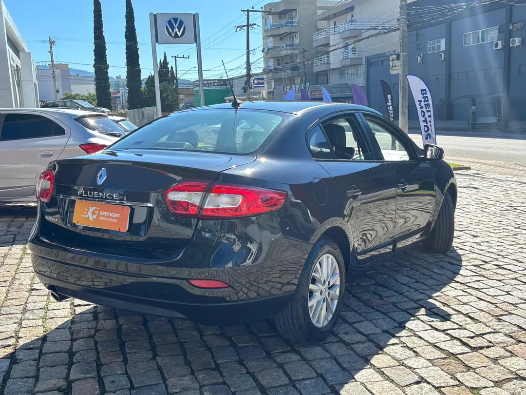 Renault-FLUENCE-FLUENCE Sed. Dyn. Plus 2.0 16V FLEX Aut.