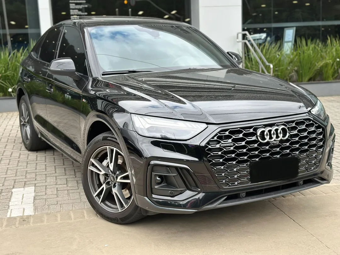 Audi-Q5-Q5 SB P Black. 2.0 TFSIe S.Tr. Qt (Hib.)
