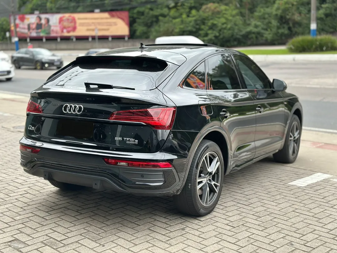 Audi-Q5-Q5 SB P Black. 2.0 TFSIe S.Tr. Qt (Hib.)