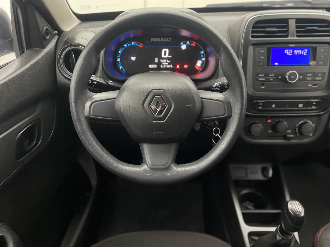 renault kwid kwid zen 1.0 flex 12v 5p mec.