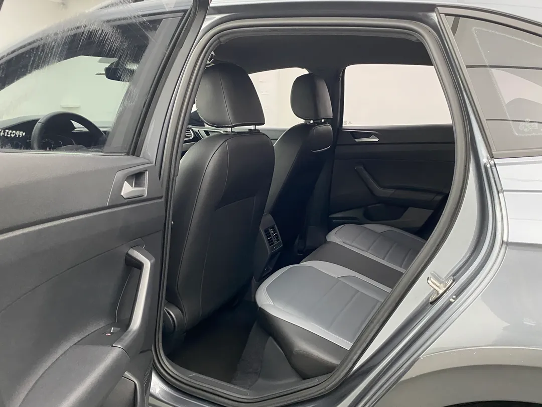 vw - volkswagen nivus nivus highline 1.0 200 tsi flex aut.