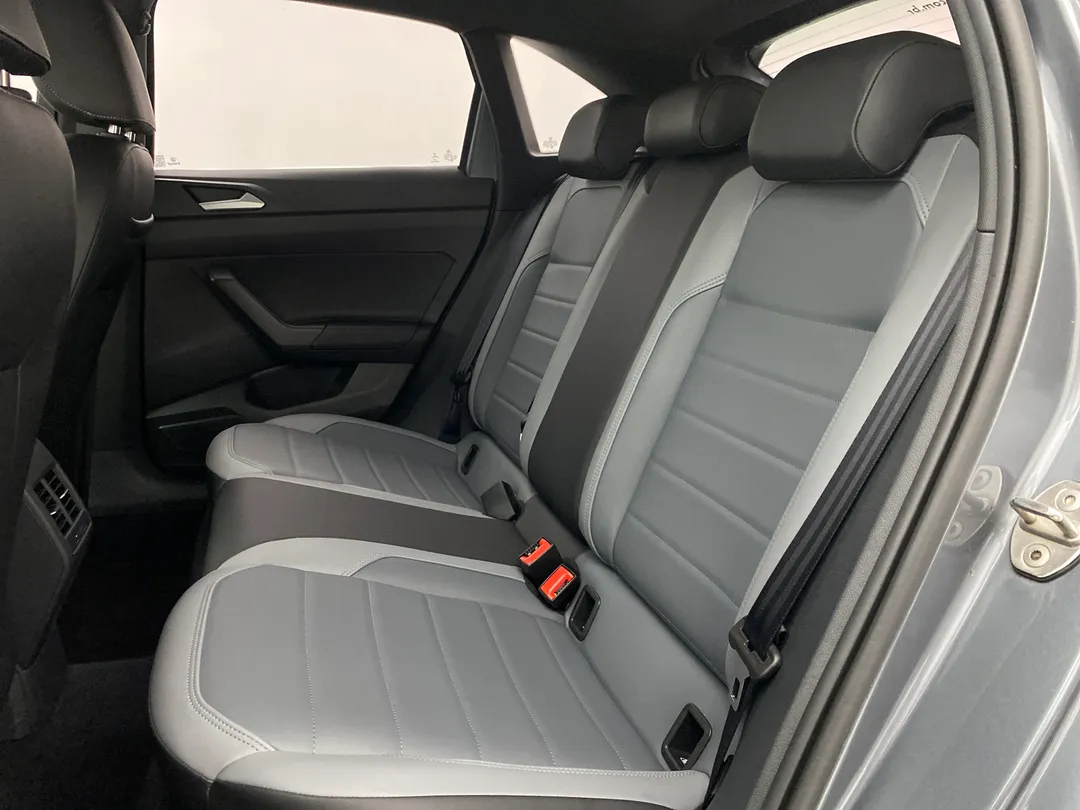 vw - volkswagen nivus nivus highline 1.0 200 tsi flex aut.