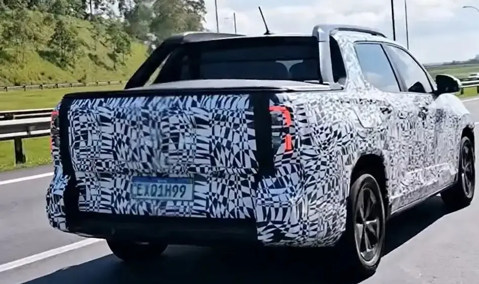 VW Tukan perde camuflagem antes de aparecer na Copa do Mundo
