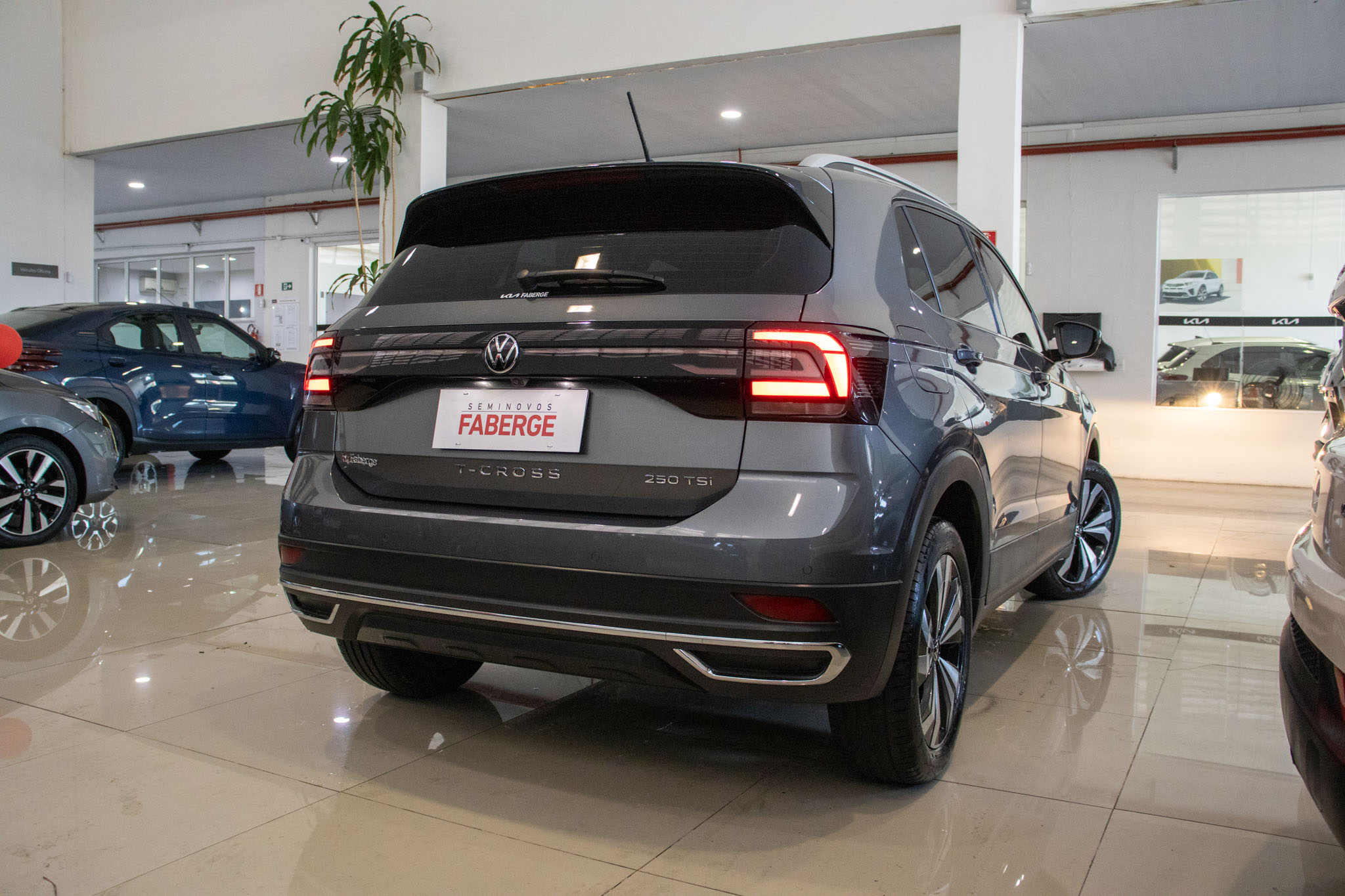 VW - Volkswagen-T-Cross-T-Cross Hig. 250 TSI 1.4 Flex 16V 5p Aut