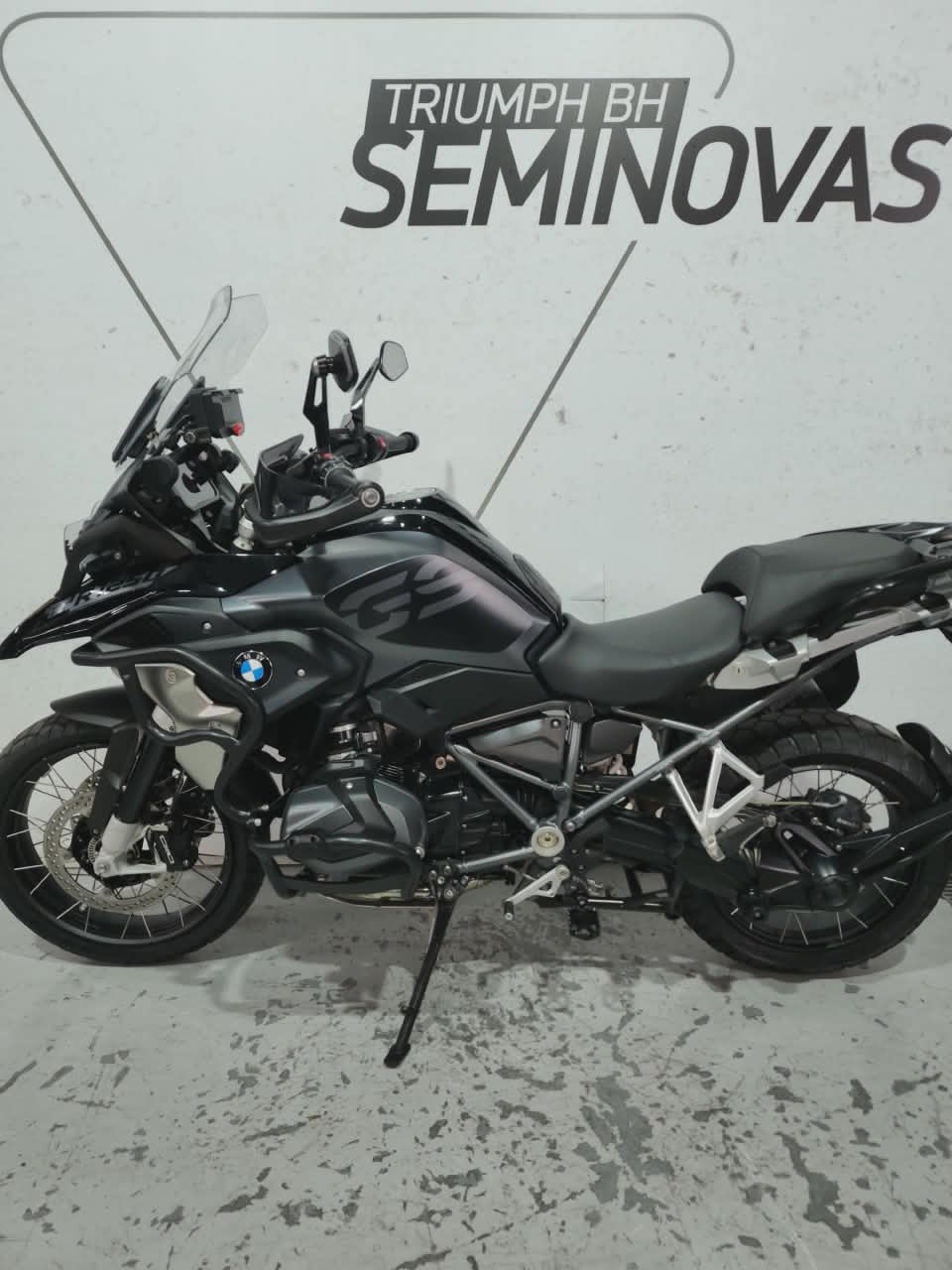 BMW Motorrad-R-1250-R-1250 GS Premium Triple Black 719