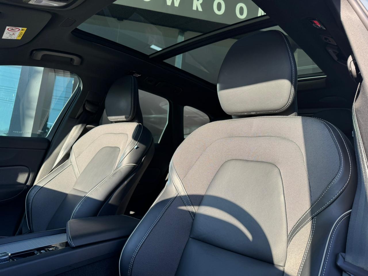 Volvo-XC 60-XC 60 T-8 Ultim.Dark 2.0 AWD (Híbrido)