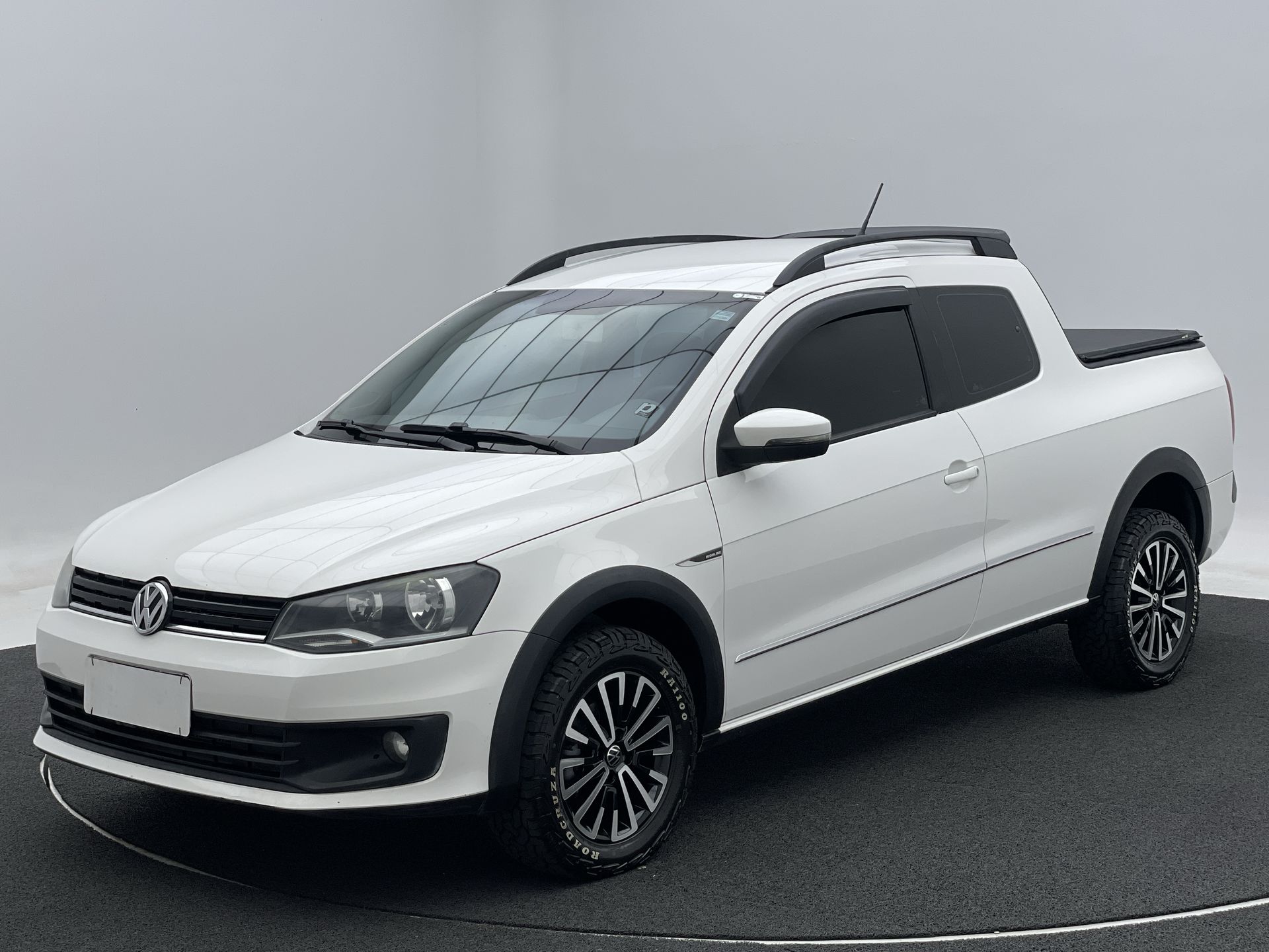 VW - Volkswagen-Saveiro-Saveiro Highline 1.6 T. Flex 8V CD