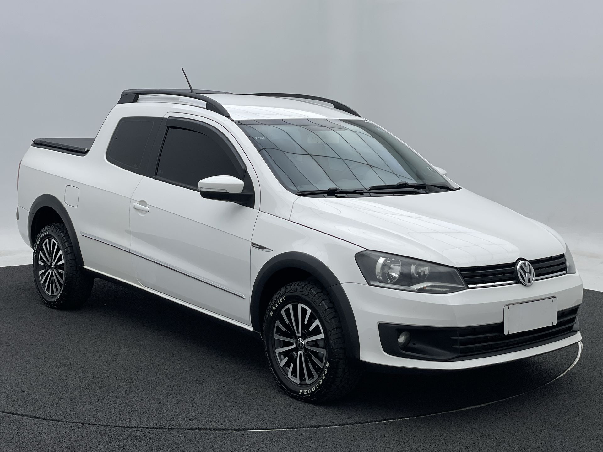 VW - Volkswagen-Saveiro-Saveiro Highline 1.6 T. Flex 8V CD