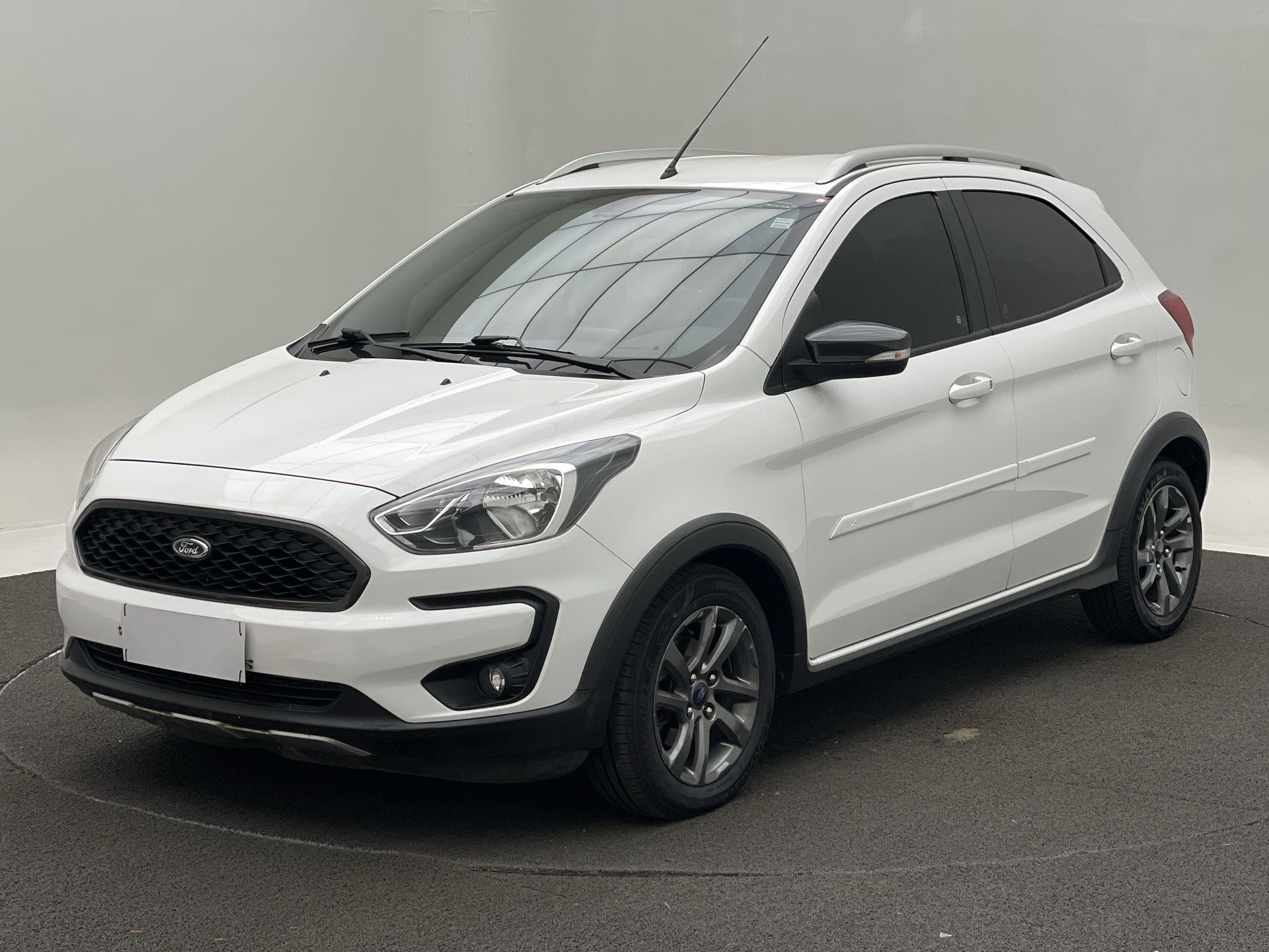 Ford-KA-Ka 1.5 FreeStyle 12V Flex 5p Mec.