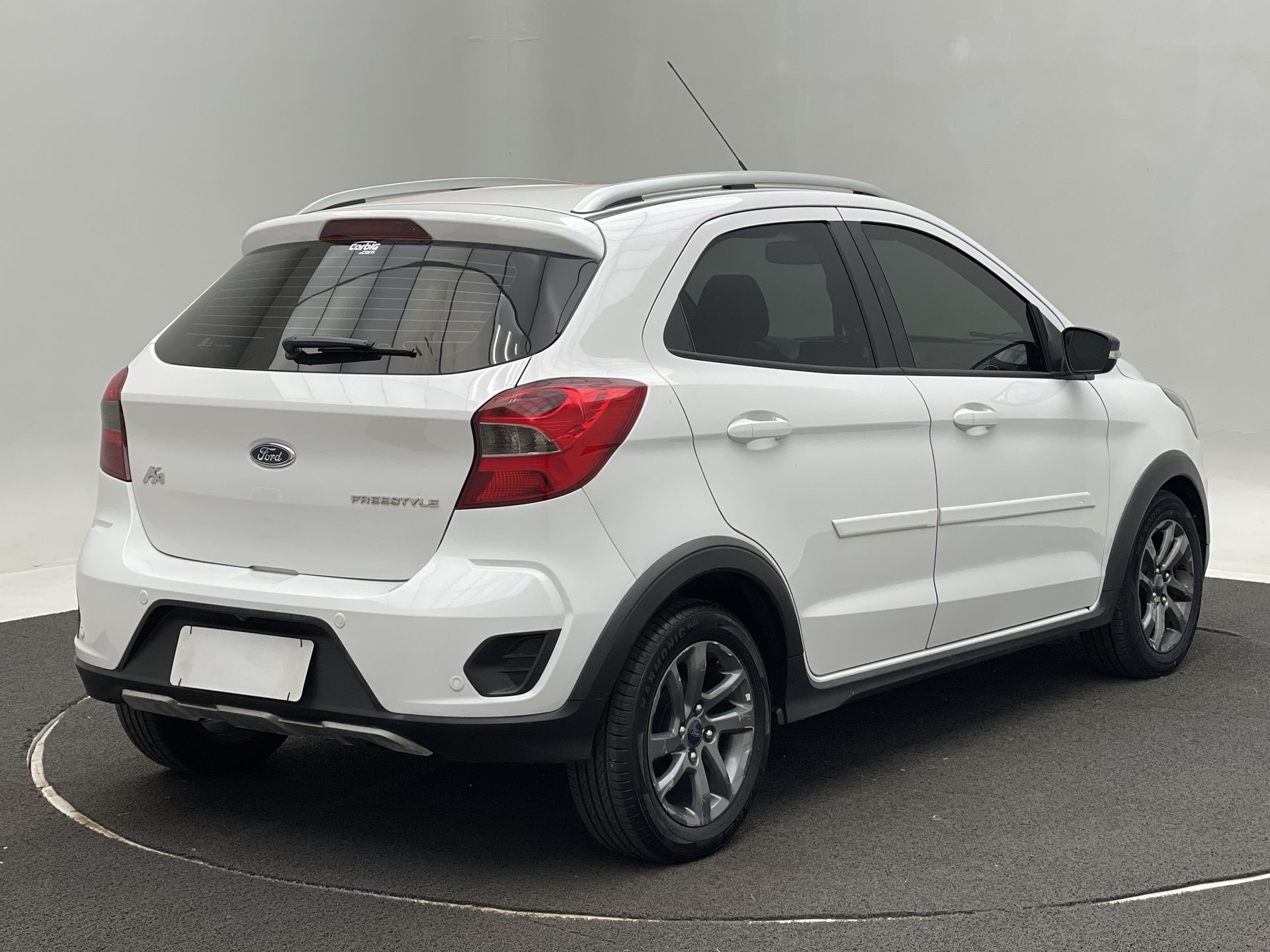 Ford-KA-Ka 1.5 FreeStyle 12V Flex 5p Mec.