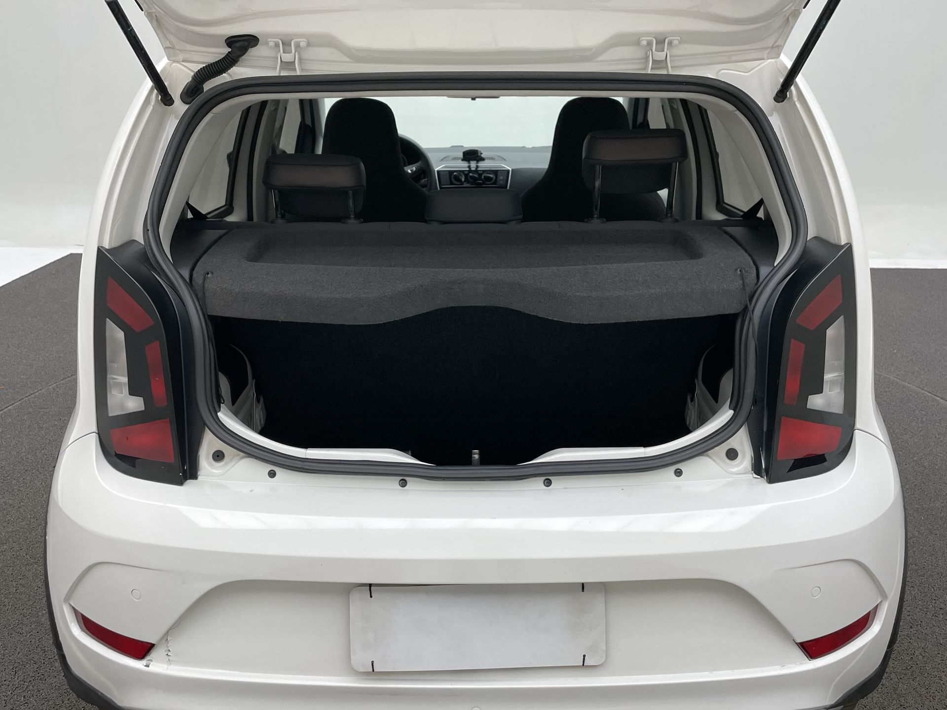 VW - Volkswagen-up!-up! Xtreme 1.0 TSI Total Flex 12V 5p