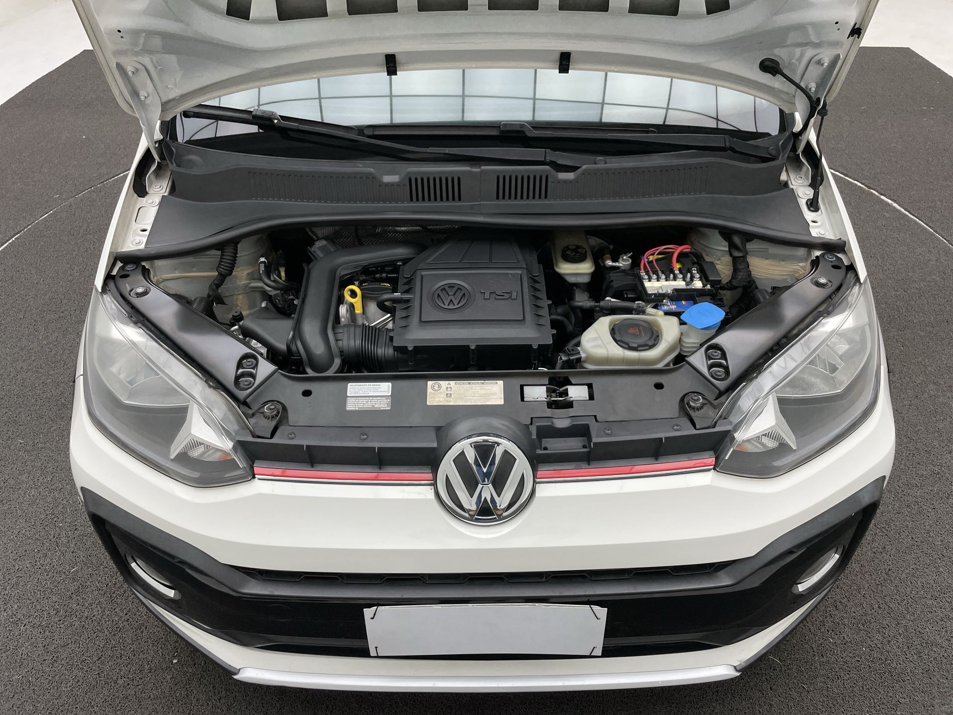 VW - Volkswagen-up!-up! Xtreme 1.0 TSI Total Flex 12V 5p