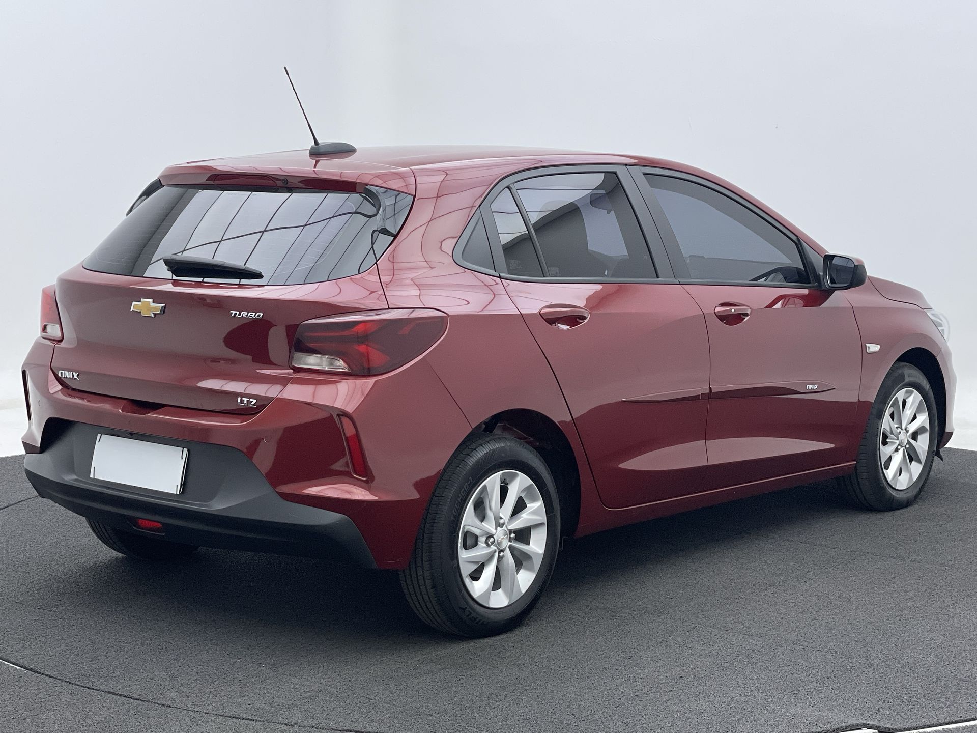 ONIX HATCH LTZ 1.0 12V TB Flex 5p Mec.