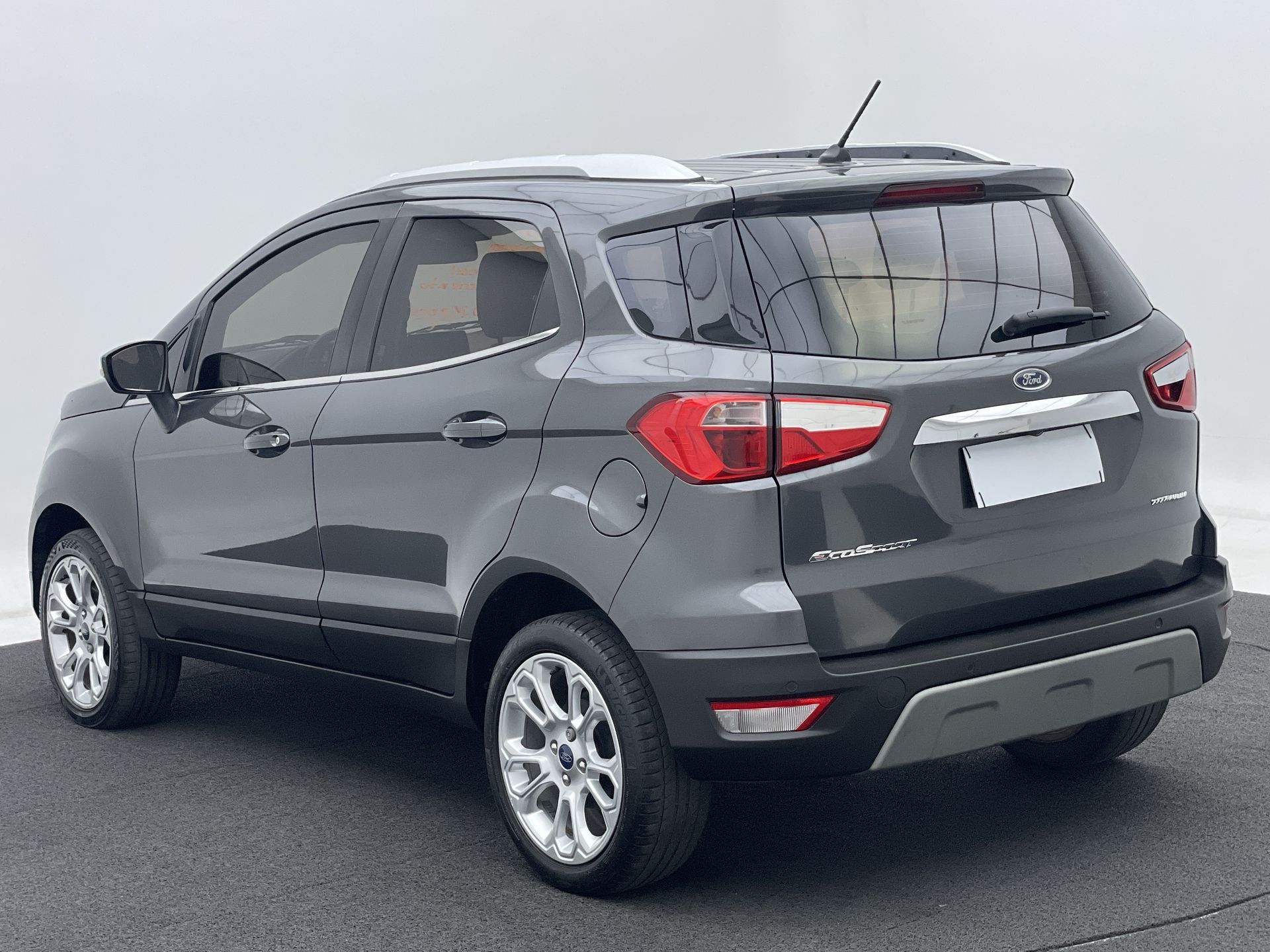 EcoSport TITANIUM 1.5 12V Flex 5p Aut.