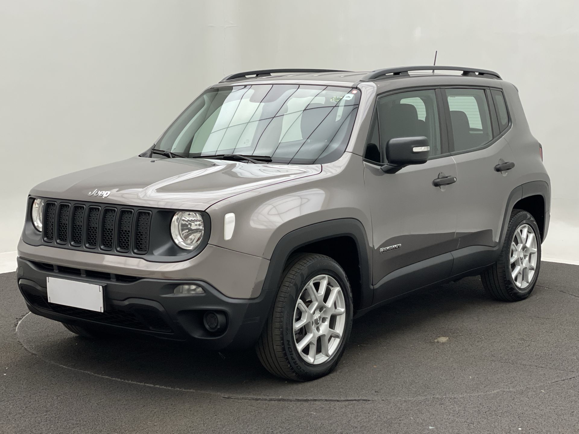 Renegade Sport 1.8 4x2 Flex 16V Aut.