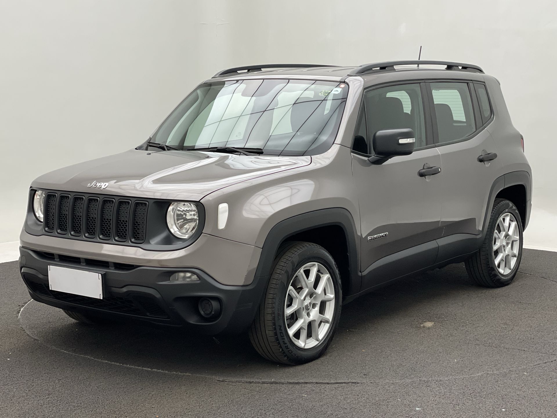 Renegade Sport 1.8 4x2 Flex 16V Aut.