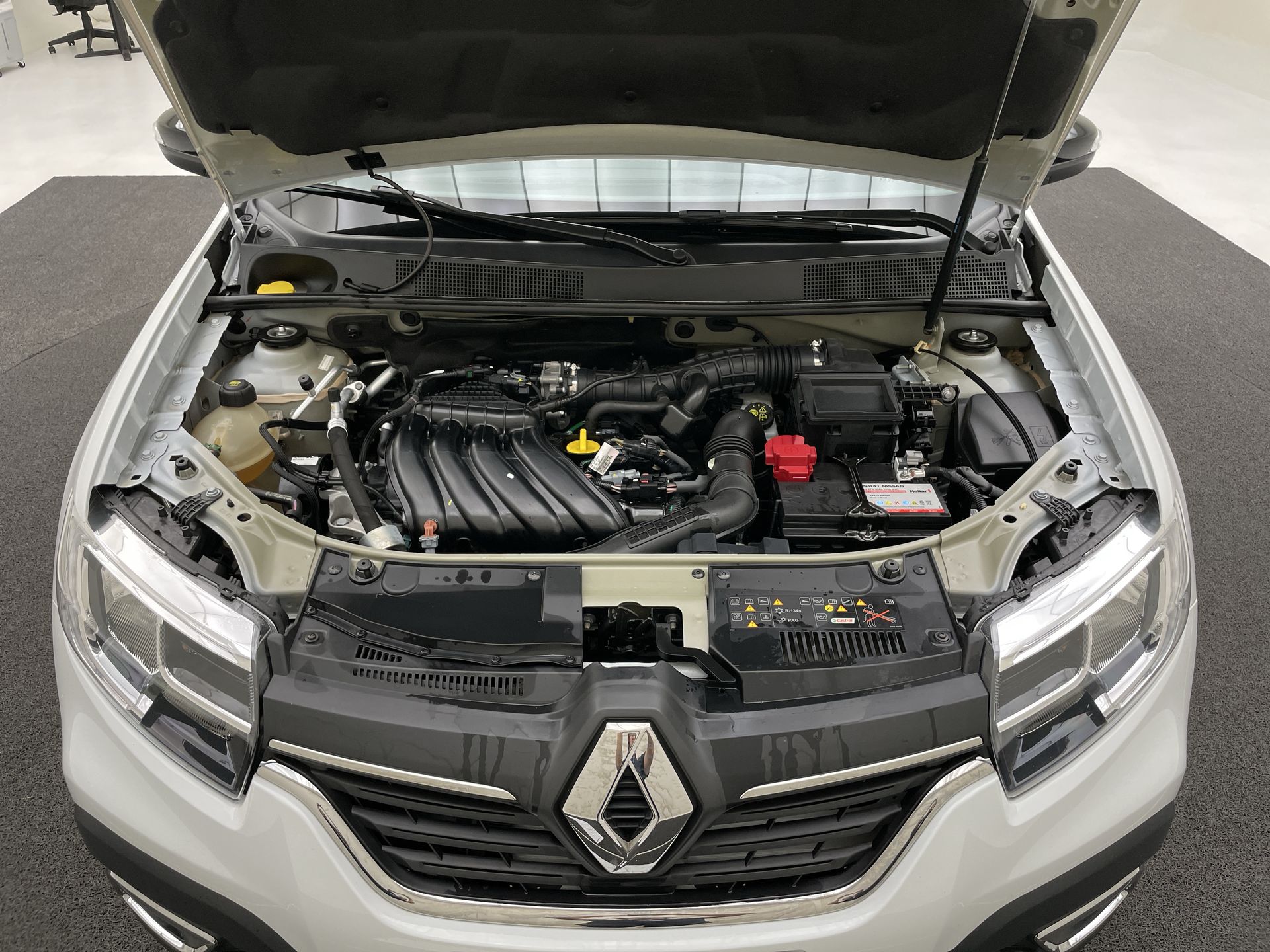 Renault-SANDERO-SANDERO STEPWAY Flex 1.6 16V 5p