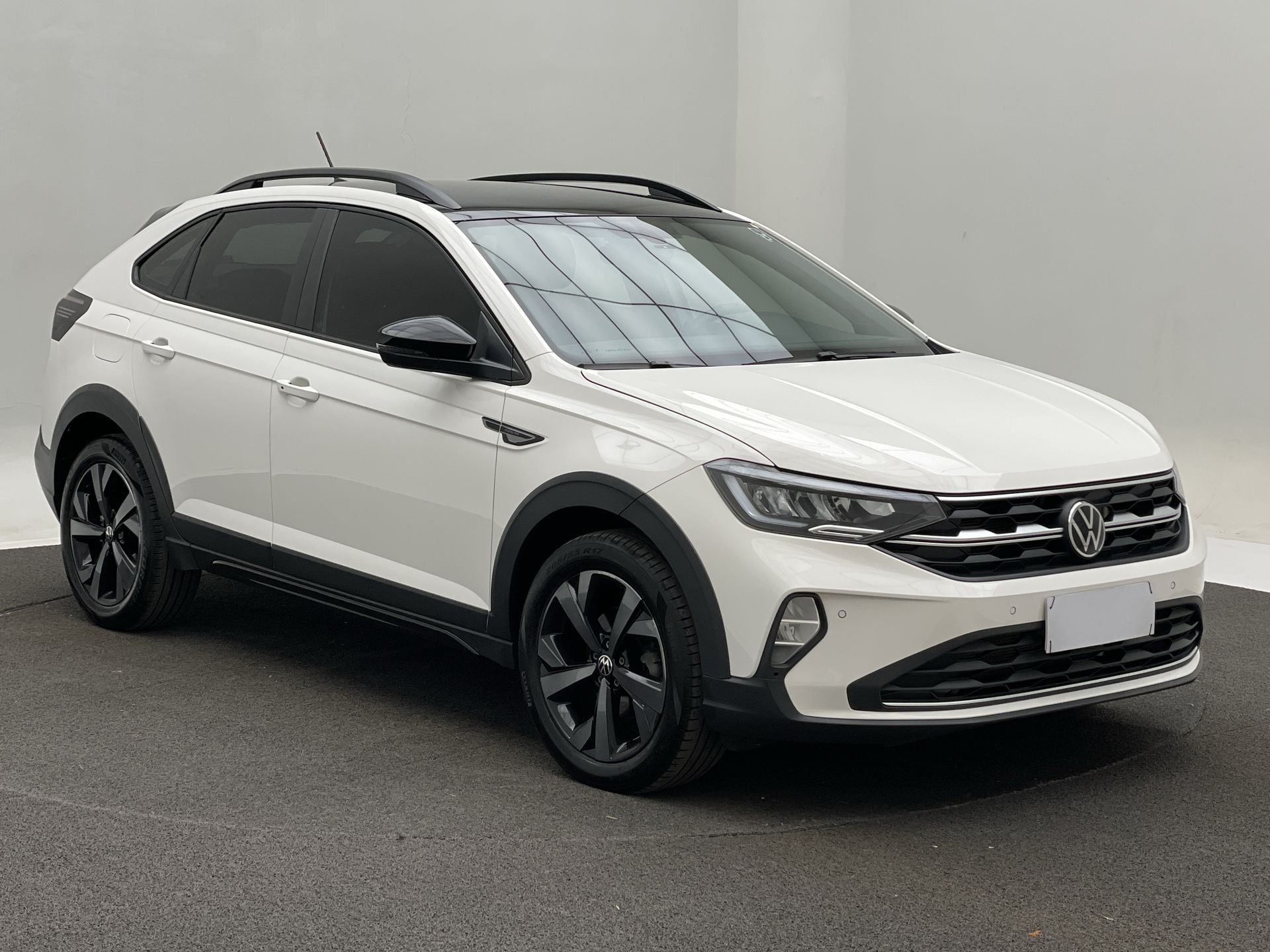 Nivus Highline 1.0 200 TSI Flex Aut.