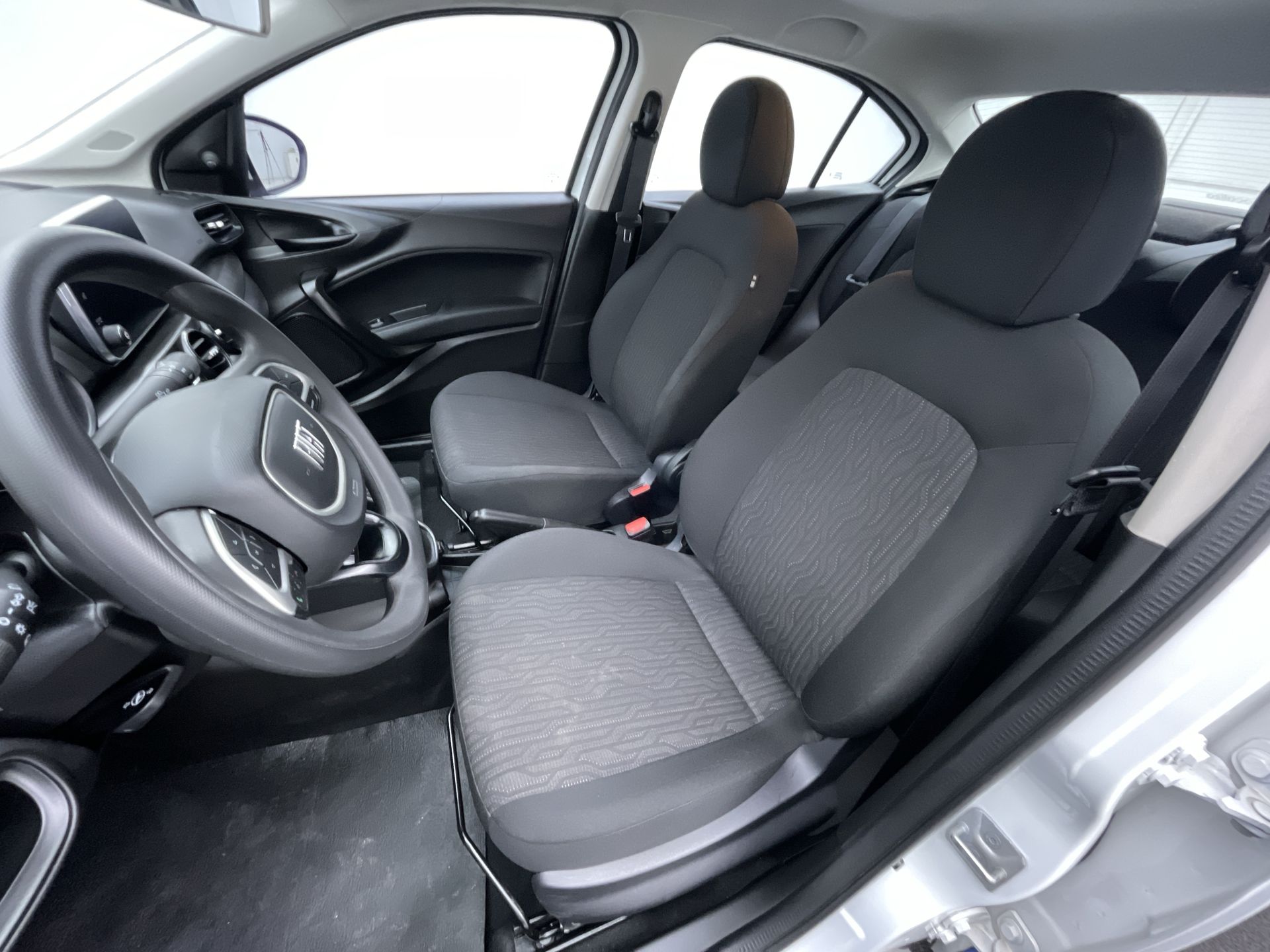 CRONOS DRIVE 1.3 8V Flex Aut.