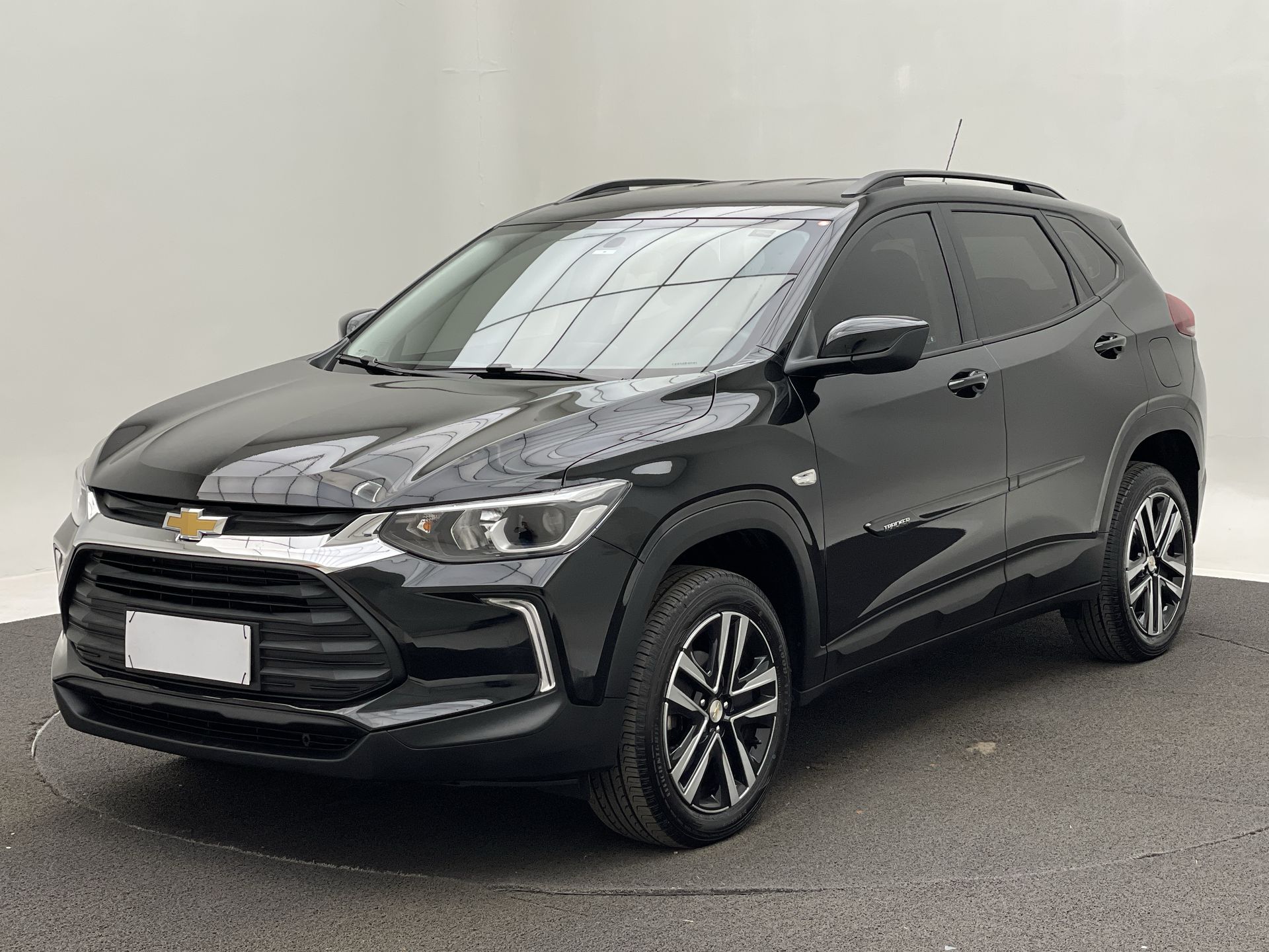 TRACKER LT 1.0 Turbo 12V Flex Aut.