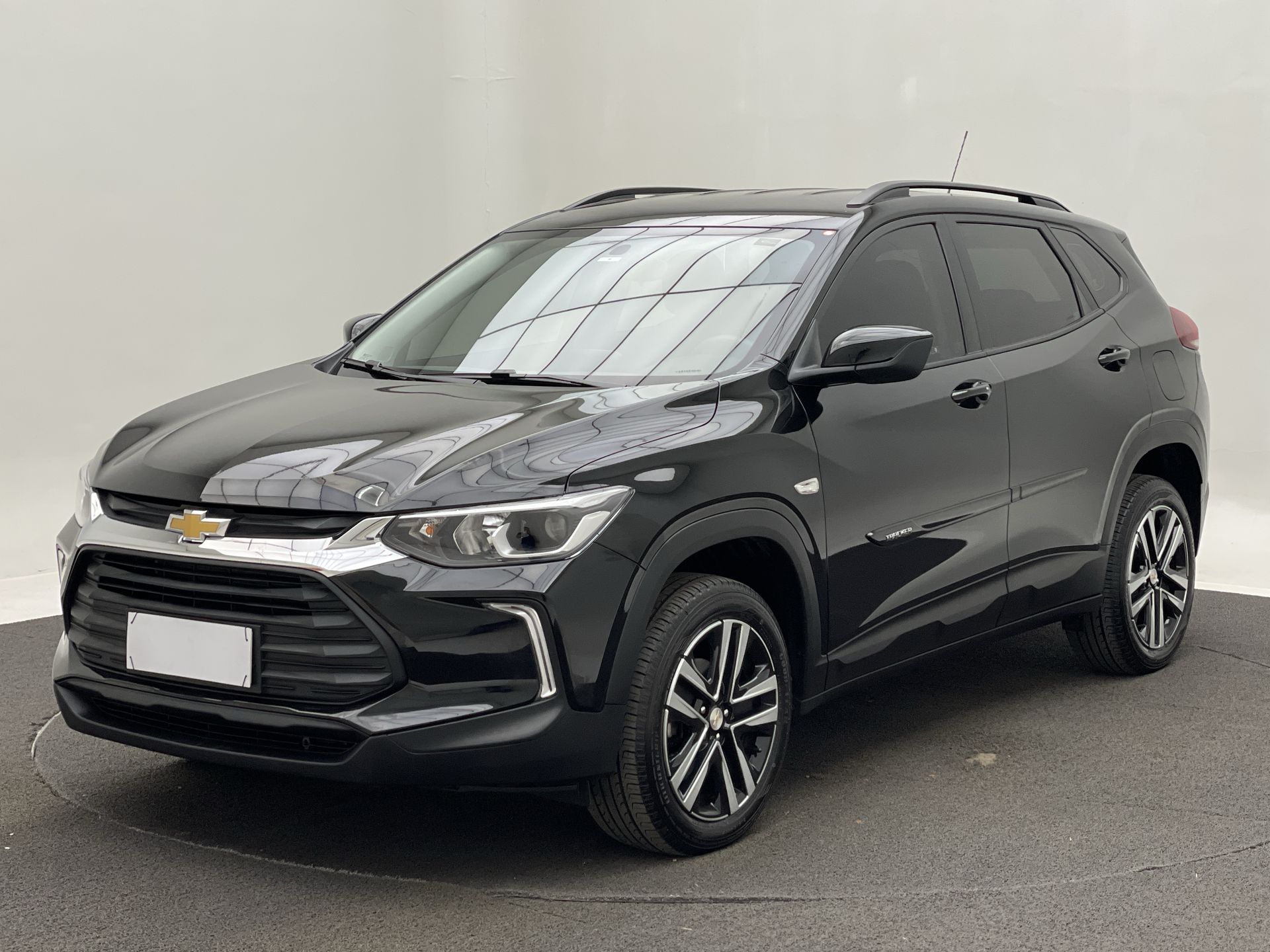 TRACKER LT 1.0 Turbo 12V Flex Aut.
