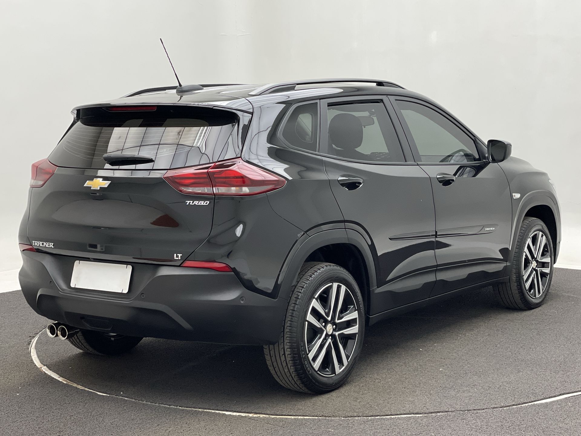 TRACKER LT 1.0 Turbo 12V Flex Aut.