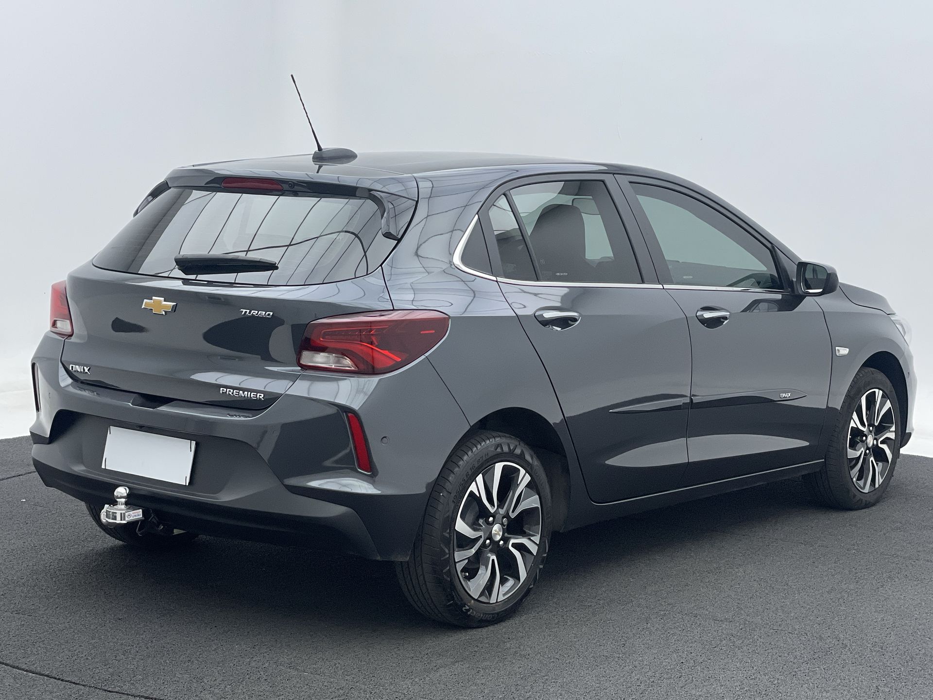 ONIX HATCH PREM. 1.0 12V TB Flex 5p Aut.