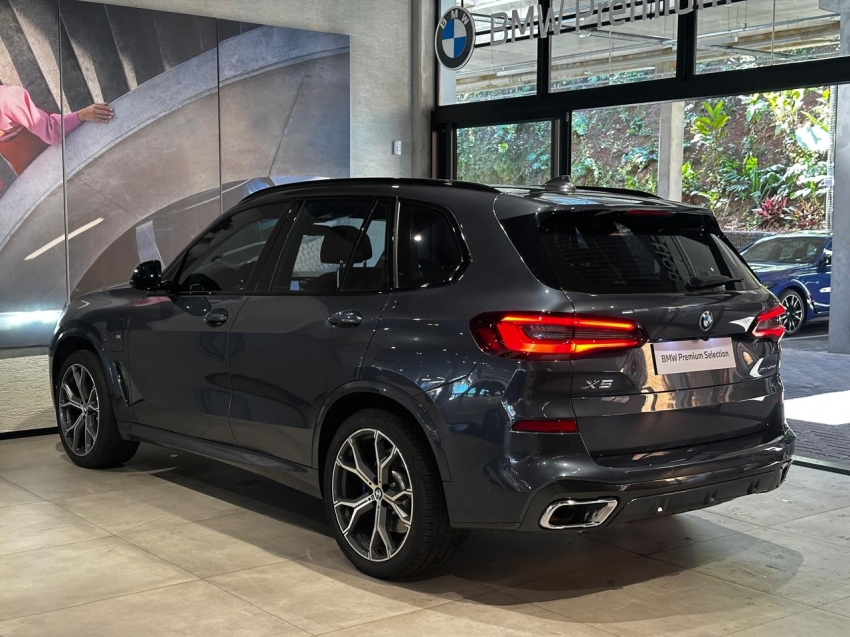 BMW-X5-3.0 I6 TURBO HÍBRIDO XDRIVE45E M SPORT AUTOMÁTICO