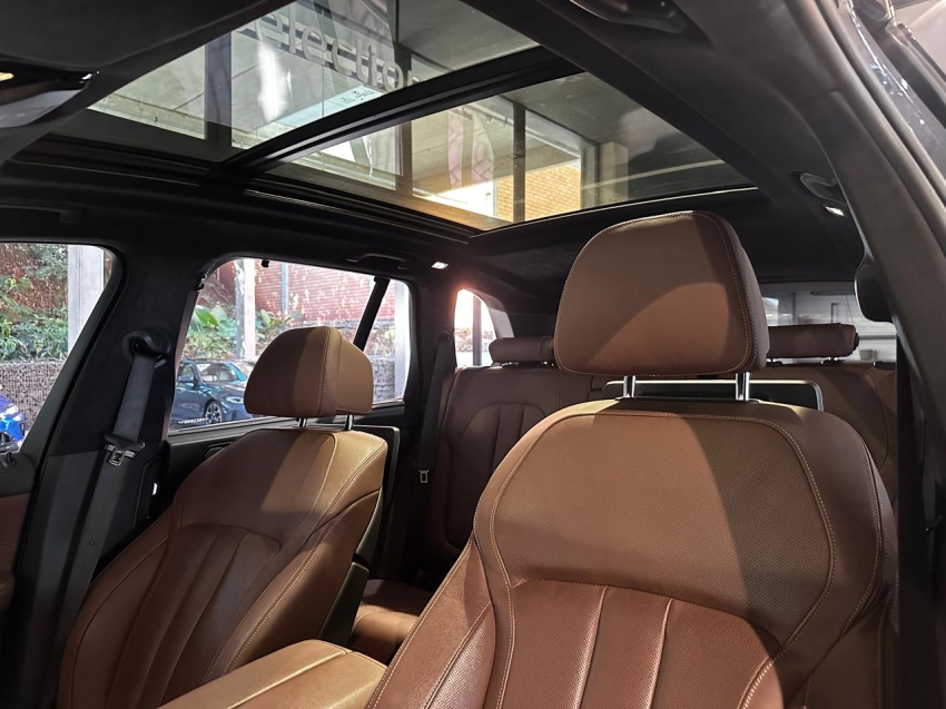 BMW-X5-3.0 I6 TURBO HÍBRIDO XDRIVE45E M SPORT AUTOMÁTICO