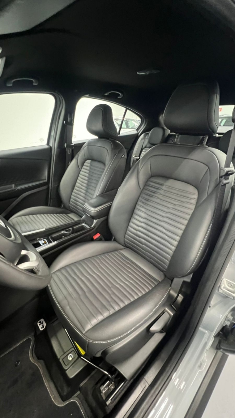 Fiat-FASTBACK-1.0 TURBO 200 HYBRID IMPETUS CVT