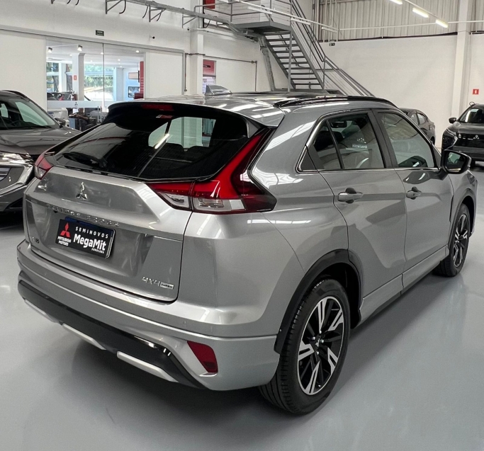 Mitsubishi-ECLIPSE CROSS-1.5 MIVEC TURBO GASOLINA HPE-S S-AWC CVT