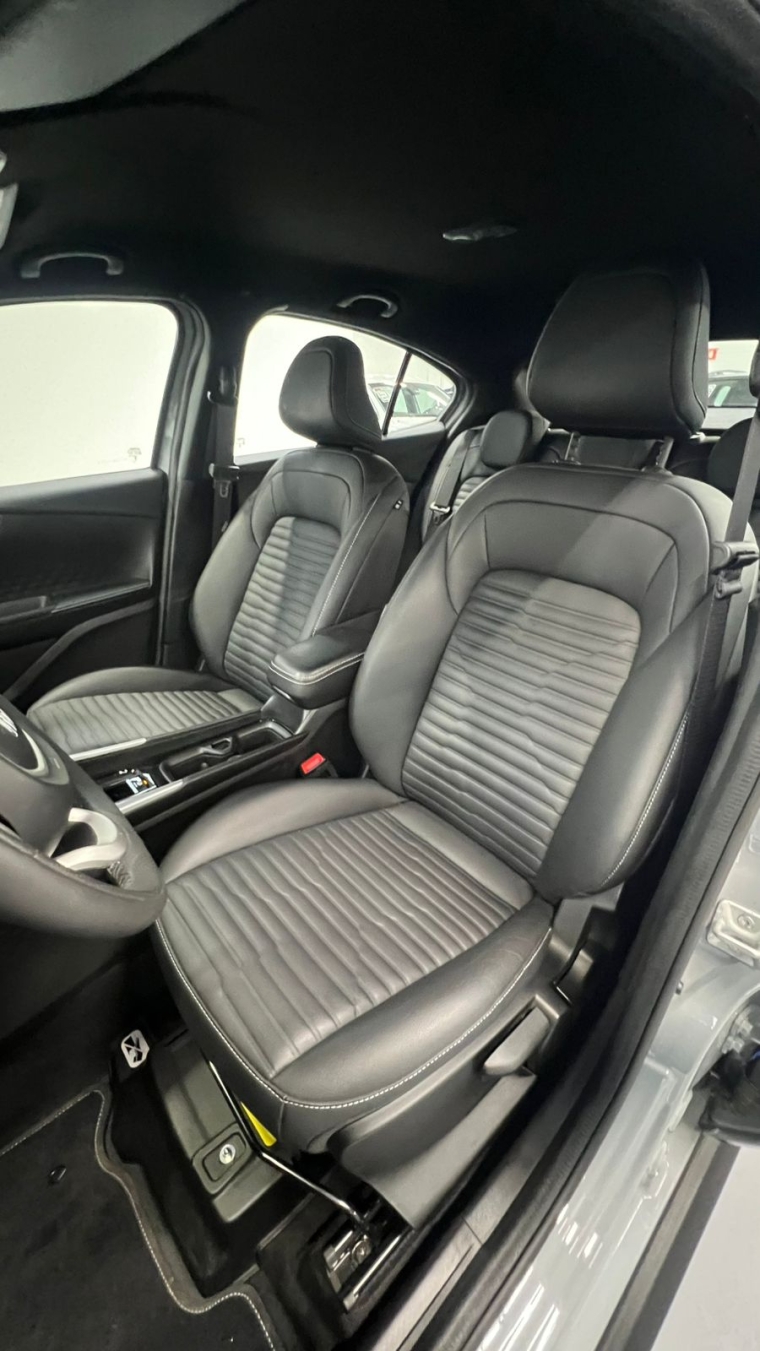 Fiat-FASTBACK-1.0 TURBO 200 FLEX IMPETUS CVT