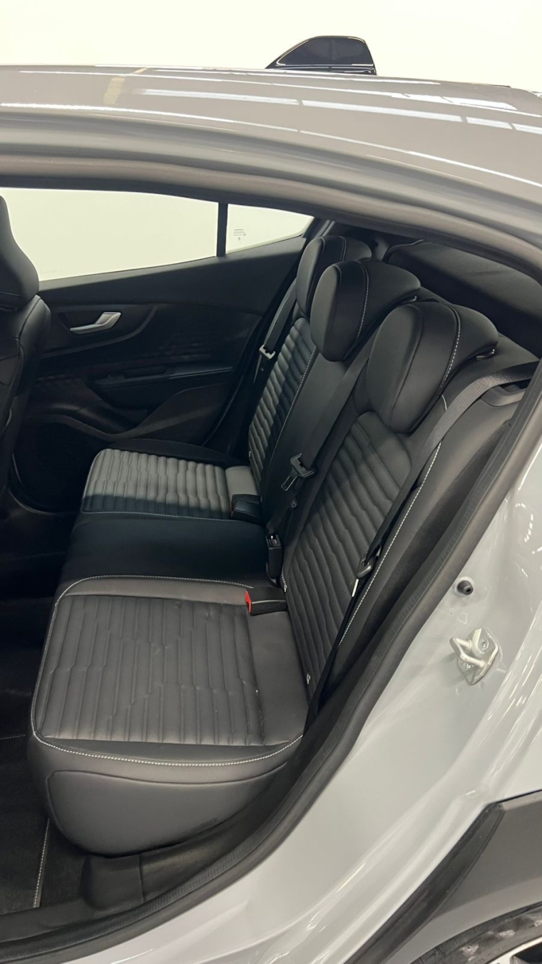 Fiat-FASTBACK-1.0 TURBO 200 FLEX IMPETUS CVT