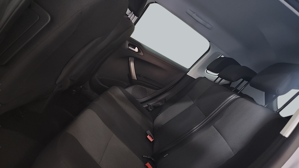 Peugeot-2008-1.6 16V FLEX ALLURE 4P AUTOMÁTICO