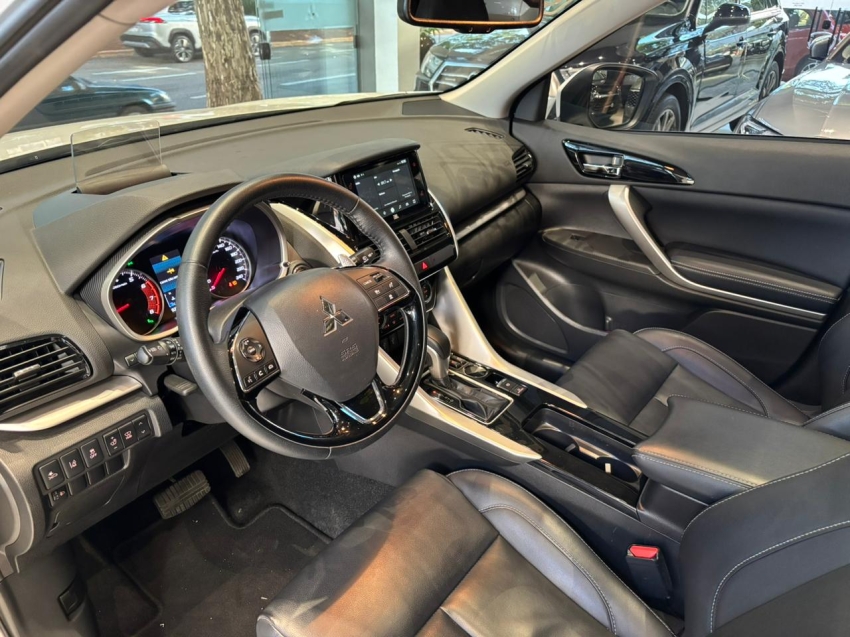 Mitsubishi-ECLIPSE CROSS-1.5 MIVEC TURBO GASOLINA HPE-S CVT