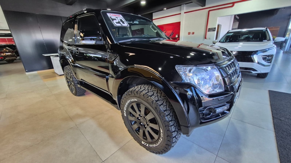 Mitsubishi-PAJERO FULL-3.2 HPE 4X4 16V TURBO INTERCOOLER DIESEL 2P AUTOMÁTICO