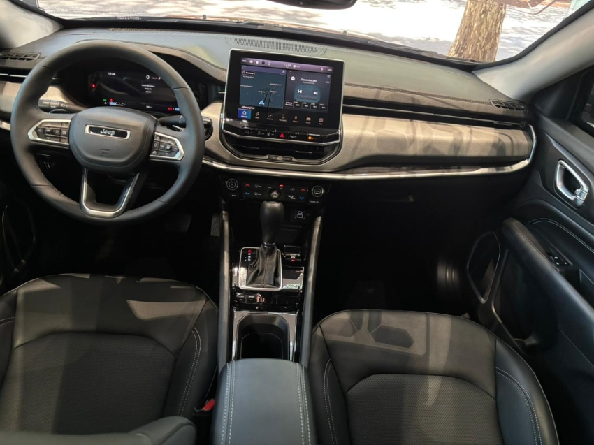Jeep-COMPASS-1.3 T270 TURBO FLEX LONGITUDE AT6