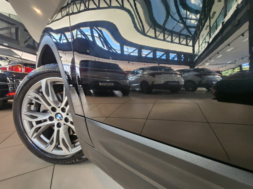 BMW-X2-1.5 12V ACTIVEFLEX SDRIVE18I GP STEPTRONIC