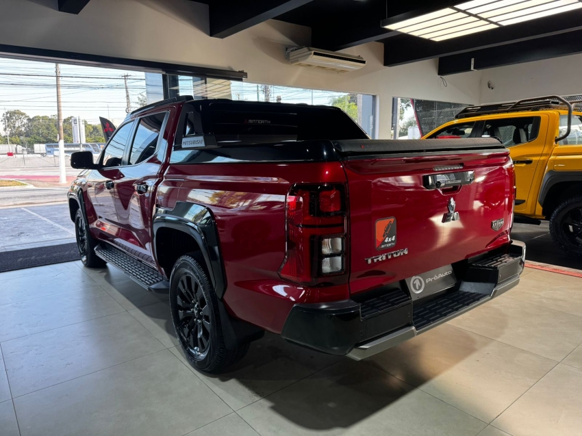 Mitsubishi-TRITON-2.4 BITURBO DIESEL CD KATANA 4X4 AUTOMÁTICO