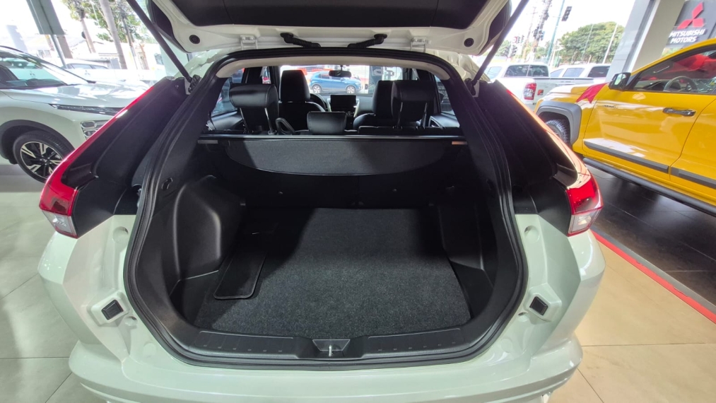 Mitsubishi-ECLIPSE CROSS-1.5 MIVEC TURBO GASOLINA HPE CVT