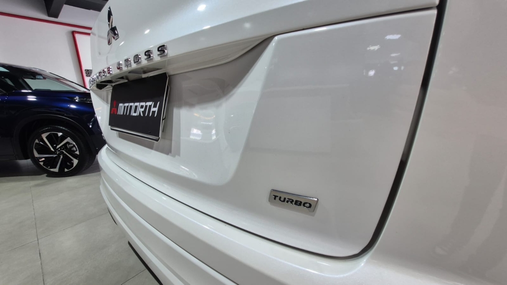 Mitsubishi-ECLIPSE CROSS-1.5 MIVEC TURBO GASOLINA HPE CVT