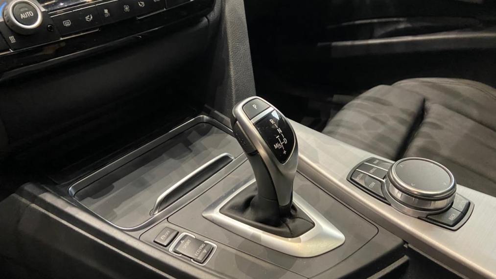 BMW-320i-2.0 SPORT GP 16V TURBO ACTIVE FLEX 4P AUTOMÁTICO