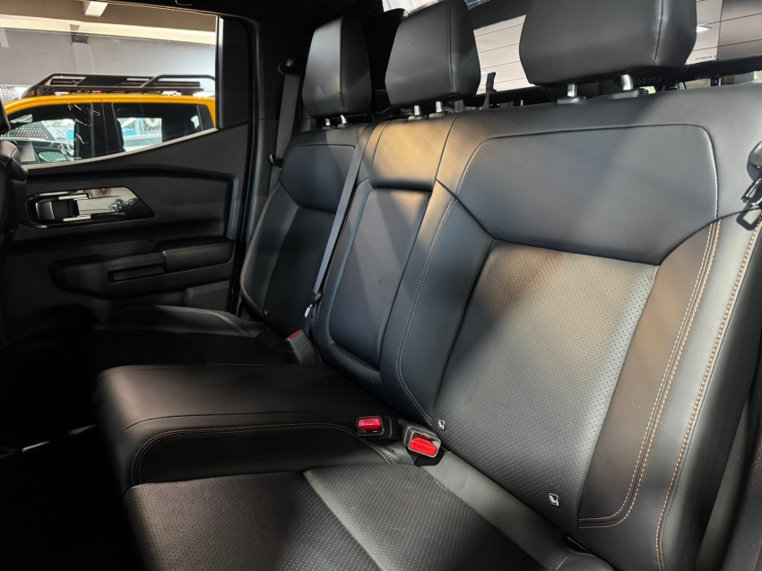 Mitsubishi-TRITON-2.4 BITURBO DIESEL CD KATANA 4X4 AUTOMÁTICO