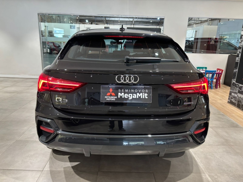 Audi-Q3-2.0 40 TFSI GASOLINA SPORTBACK PERFORMANCE QUATTRO TIPTRONIC