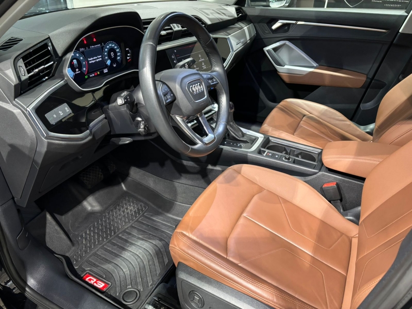 Audi-Q3-2.0 40 TFSI GASOLINA SPORTBACK PERFORMANCE QUATTRO TIPTRONIC
