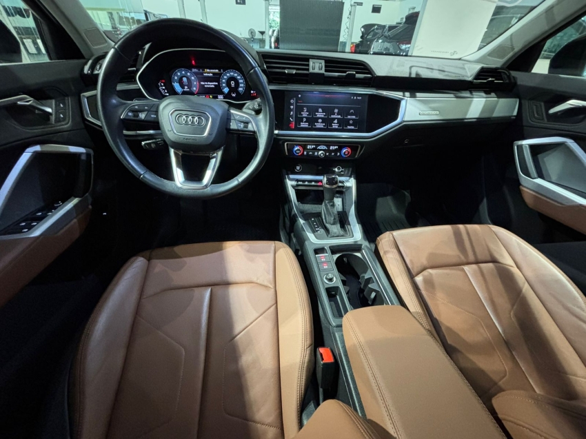 Audi-Q3-2.0 40 TFSI GASOLINA SPORTBACK PERFORMANCE QUATTRO TIPTRONIC