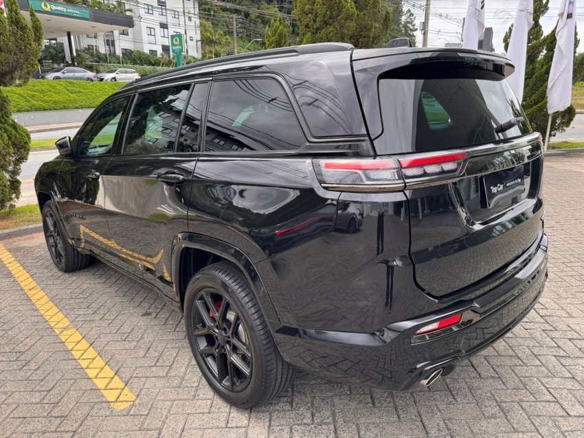 Jeep-COMMANDER-2.0 HURRICANE 4 TURBO GASOLINA BLACKHAWK AT9