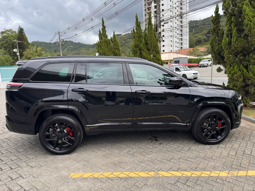 Jeep-COMMANDER-2.0 HURRICANE 4 TURBO GASOLINA BLACKHAWK AT9